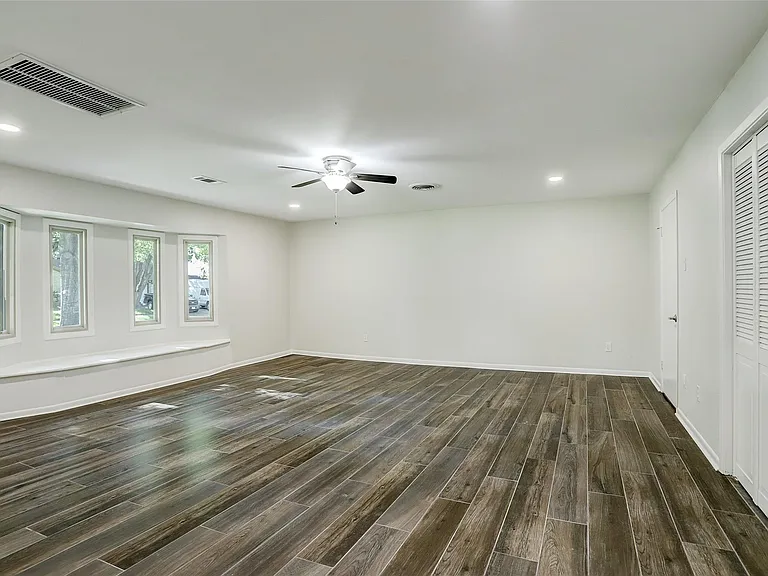 4134 Hill Oak Dr — Photo 8