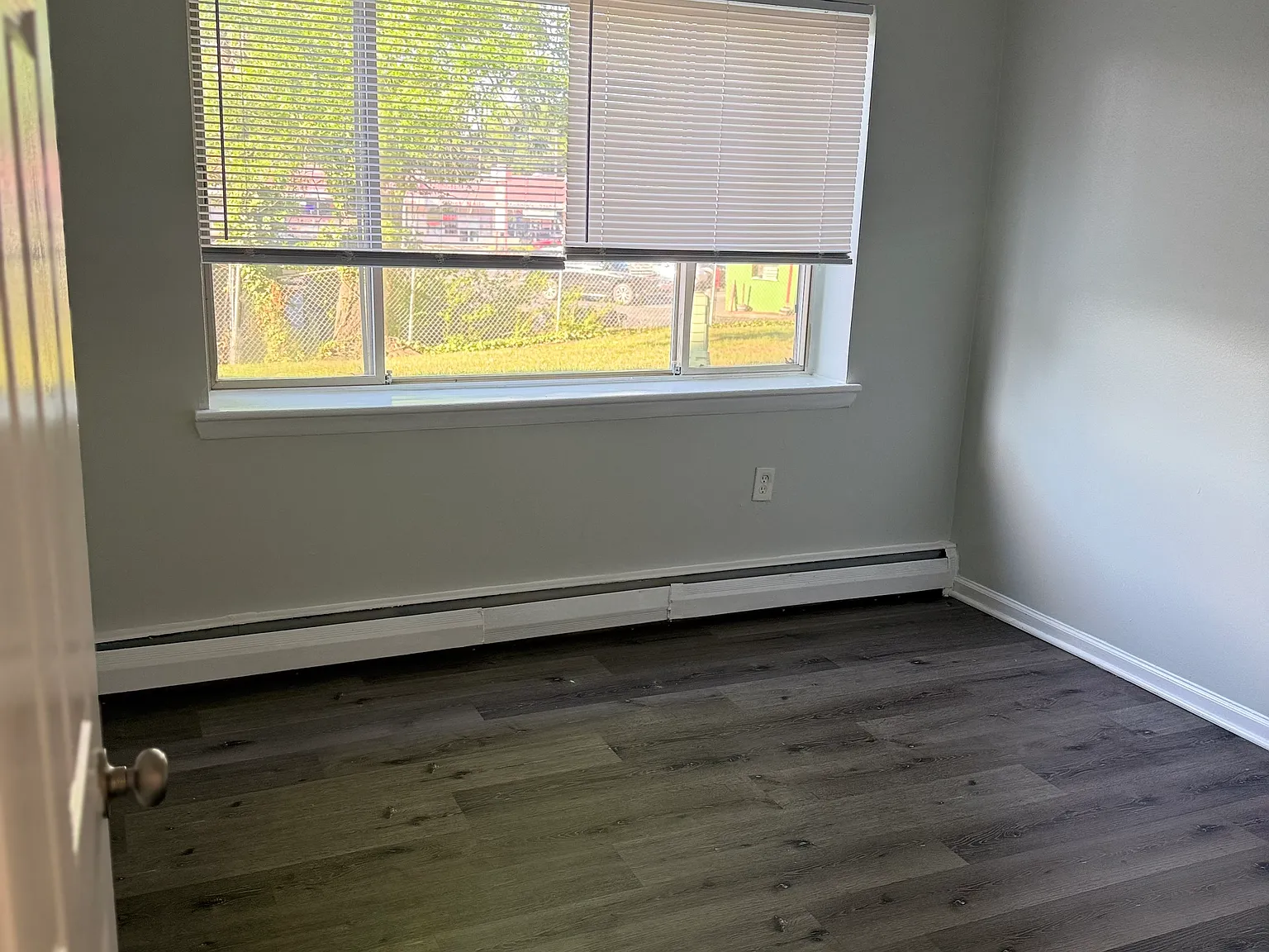2 bed, 800 sqft, $1,750 — Photo 2