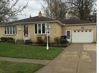 59 Patricia Dr, West Seneca, NY 14224