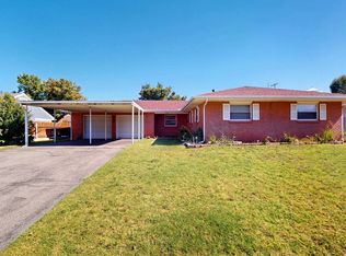 1812 Broadmoor Dr, Woodward, OK 73801