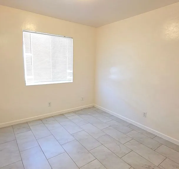4167 E Market St — Photo 14