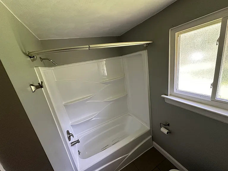 3628 Poplar Dr — Photo 11
