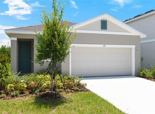 828 Lake Dell Rd, Dundee, FL 33838