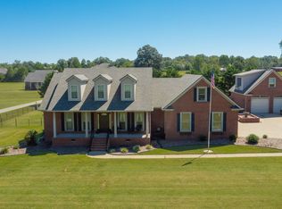 9 Harris Rd, Fayetteville, TN 37334