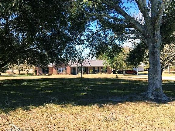 2nd image of 796 SE County Road 412
