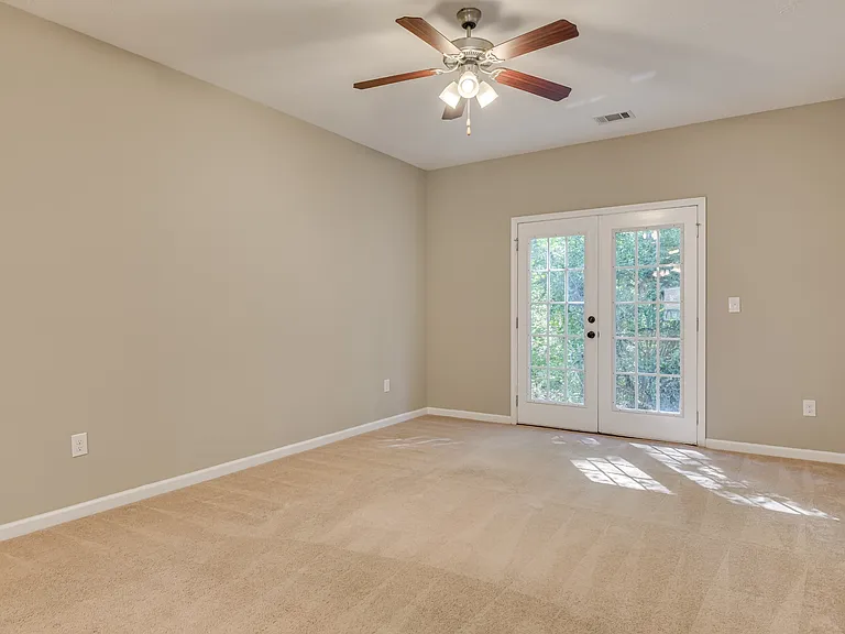 205 Old Berzelia Rd — Photo 8