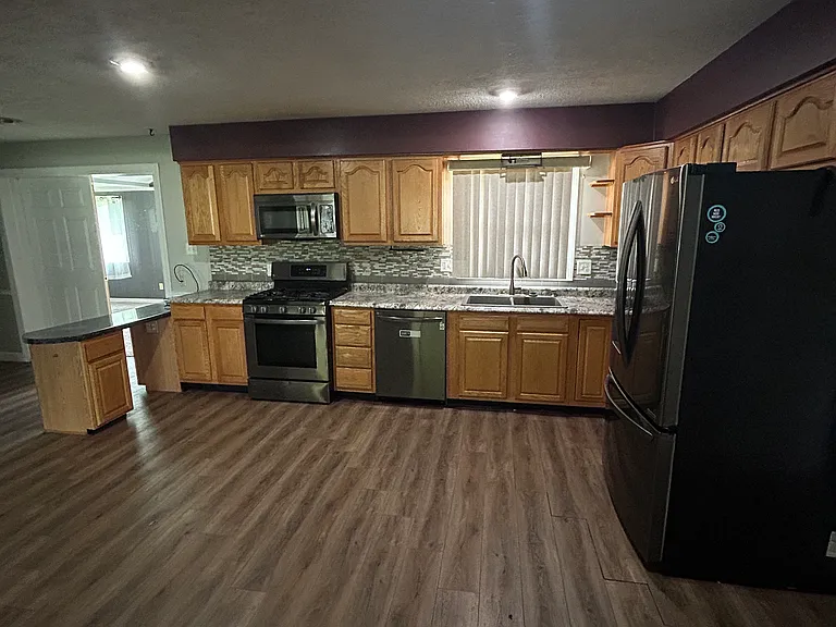 8717 Maze Rd — Photo 4