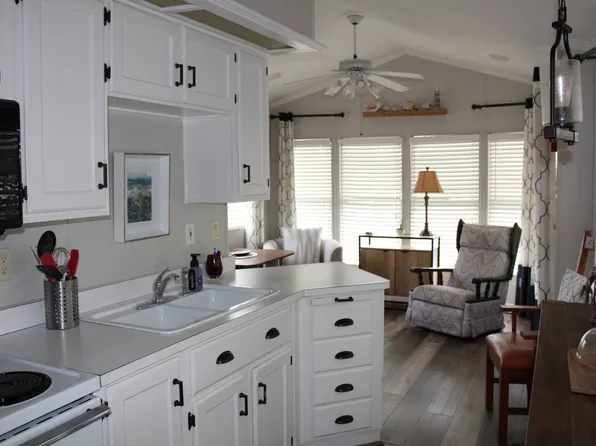 702 S Meridian Rd #52, Apache Junction, AZ 85120