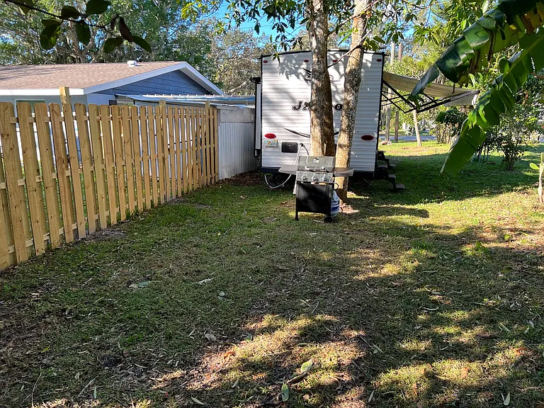 1012 Gary Ave — Photo 27