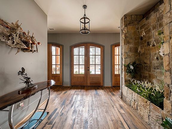 Front Entry w/ Water Feature