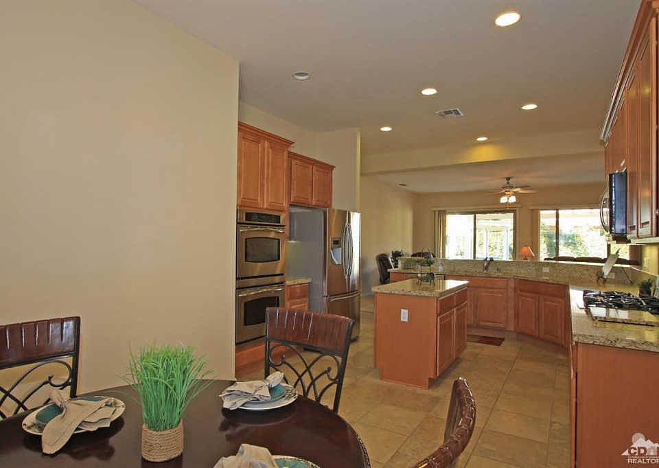 1st image of 40087 Calle Mandrina