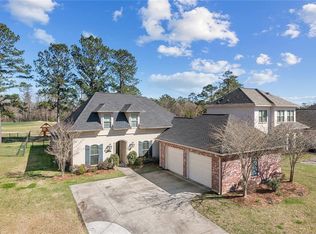 23372 Noble Oak Dr, Springfield, LA 70462