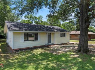 314 N Pecan St, Carthage, TX 75633