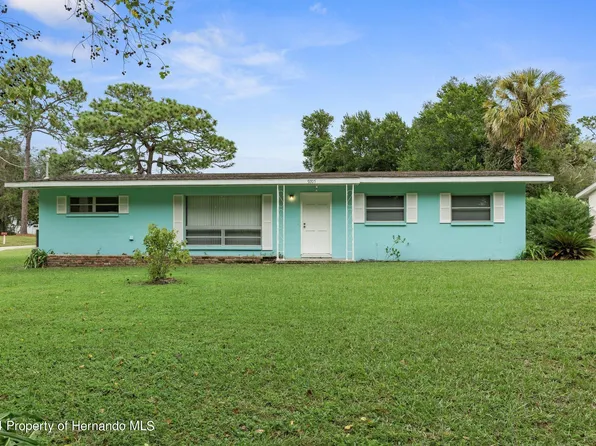 9205 W Jasmine Ln, Crystal River, FL 34429