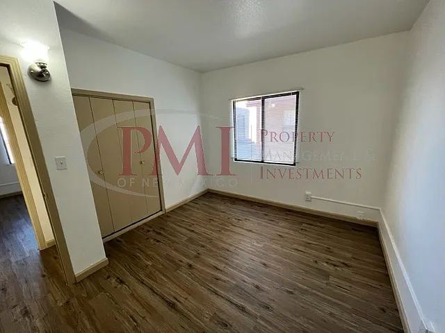 2225 College Street — Photo 15