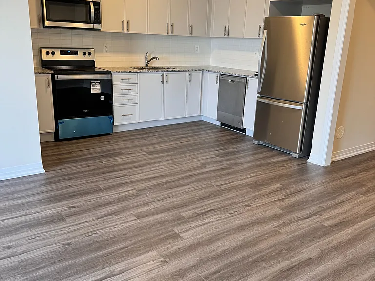 1585 Rose Way #124 — Photo 4