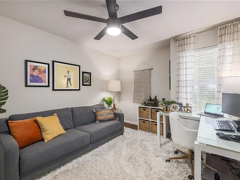 6819 Telluride Trl — Photo 18