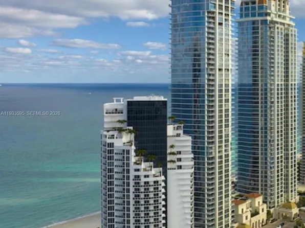 18001 Collins Ave #2811, North Miami Beach, FL 33160