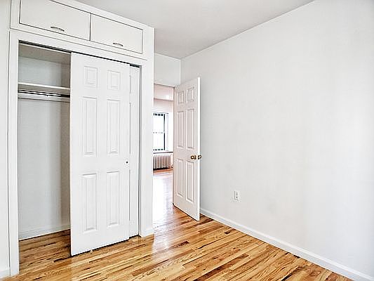 4th image of 299 E 11th St APT 4C