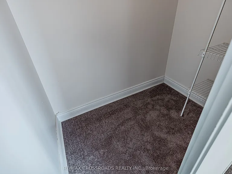 88 Corporate Dr #1714 — Photo 24