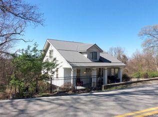 28 Linden Rd, Canonsburg, PA 15317