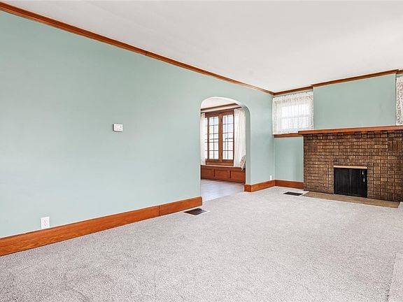 2nd image of 403 Seborn Ave