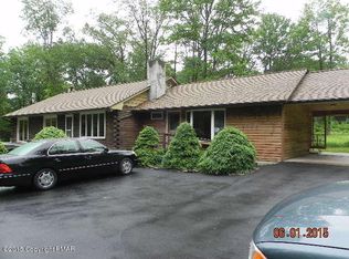 5656 Paradise Valley Rd, Cresco, PA 18326