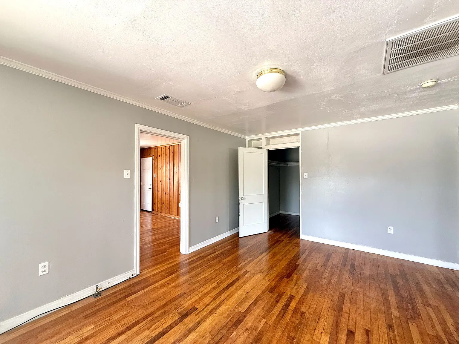 1 bed, 958 sqft, $1,150 — Photo 4