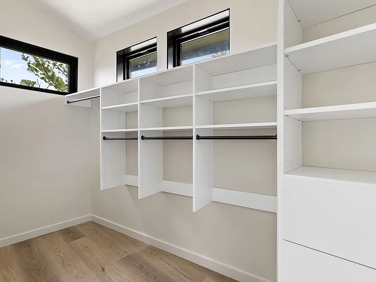 315 Riverside Blvd #3 — Photo 12