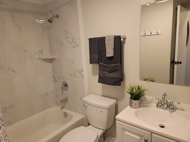 Chateau 932-938 — Photo 15