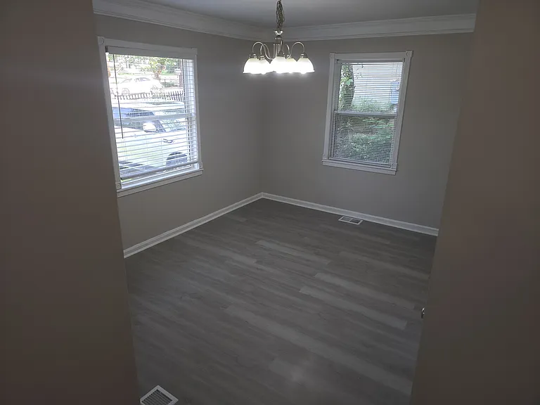 486 Ashburton Ave SE — Photo 16