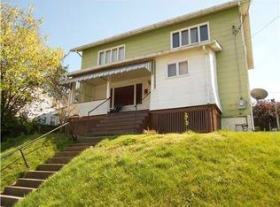 325 Elm St, Vandergrift, PA 15690