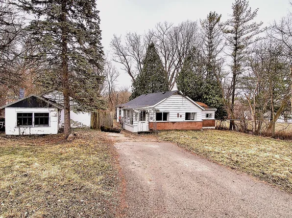 627 W Frederick Ave, Lansing, MI 48906