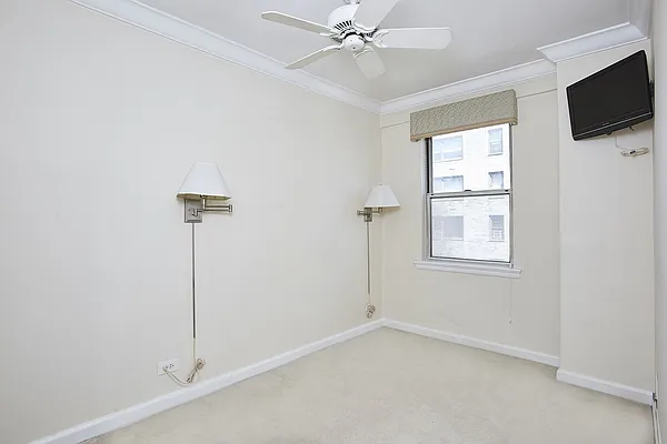 Sold by (Legacy) Shelli Scrimale, LREB | media 9