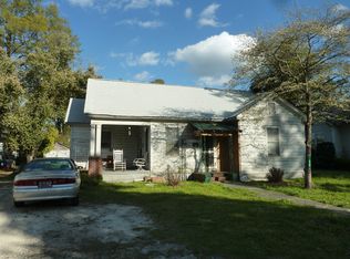 610 4th Ave, Kingstree, SC 29556