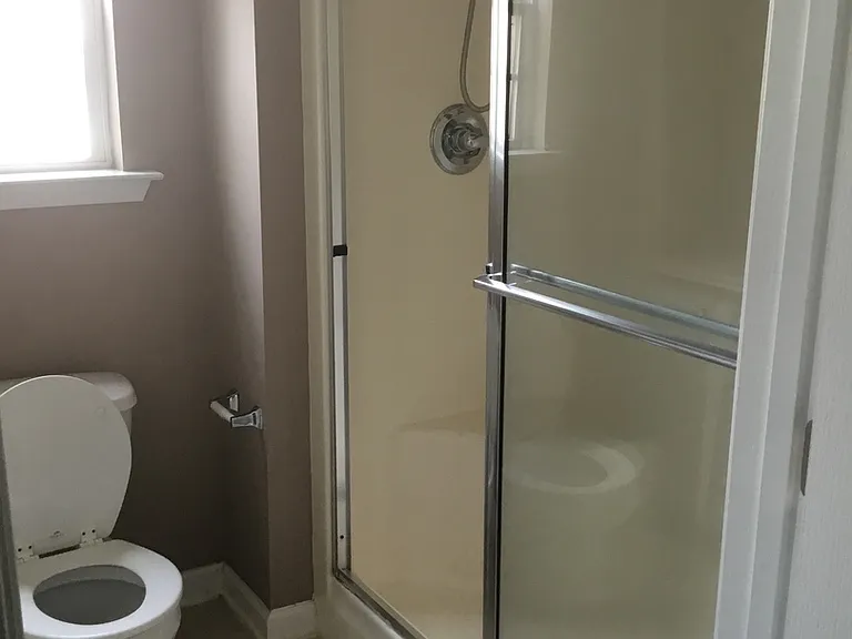 712 Keyes Dr — Photo 13