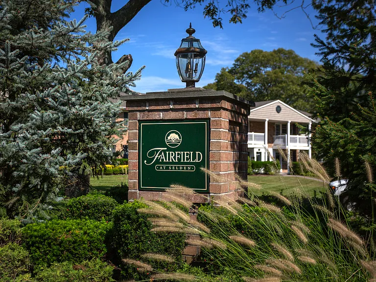 Fairfield at Selden — Photo 25