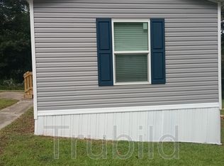 6 Camden Dr, Ellenwood, GA