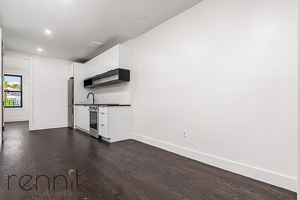 Rented by Rennit Inc. | media 3