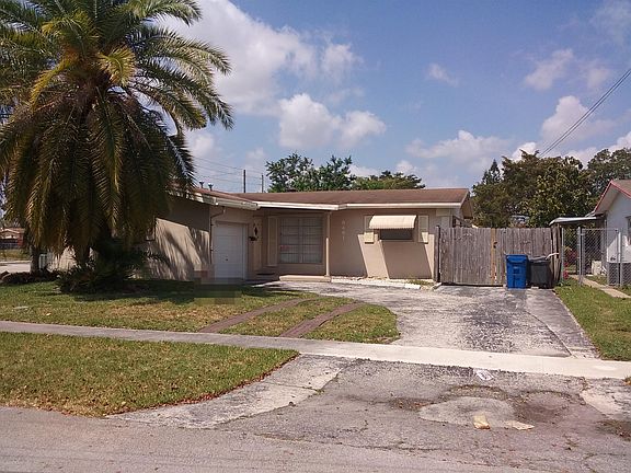 4th image of 8481 NW 26th Pl