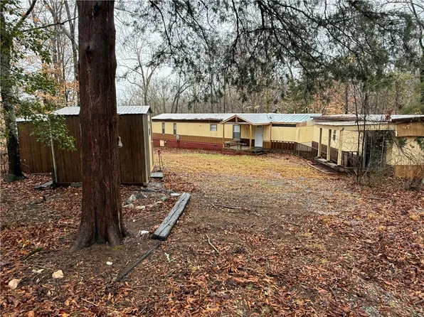 20 Crystal Lake Ct, Iva, SC 29655
