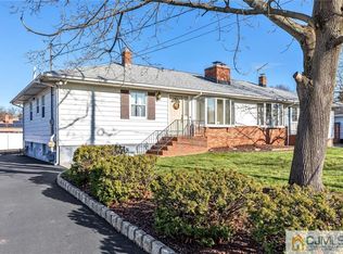 1089 Grove St, North Brunswick, NJ 08902