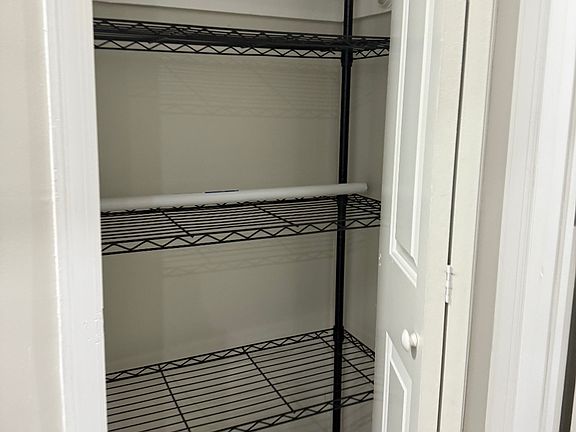 4th image of 380 N 11th St #1A