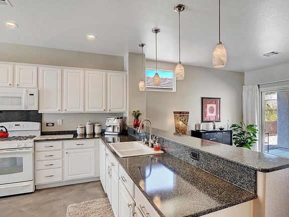 4th image of 3174 Olivia Heights Ave