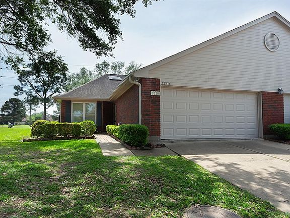 2nd image of 3330 S Country Meadows Ln