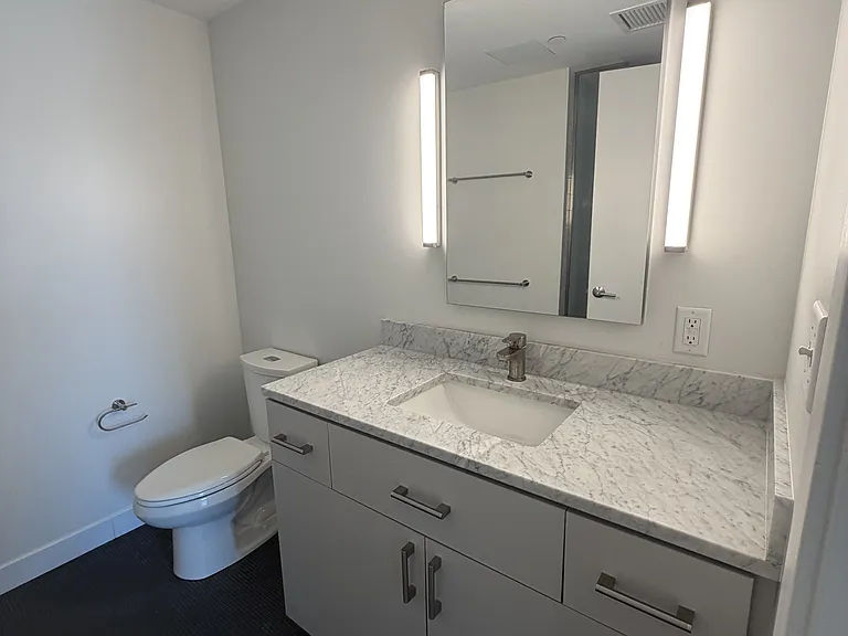 54-55 Brighton Ave #U513 — Photo 5