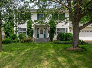 1409 17th Ave E, Menomonie, WI 54751