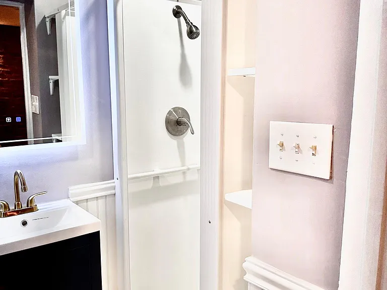 1314 Irving St NW #B — Photo 7