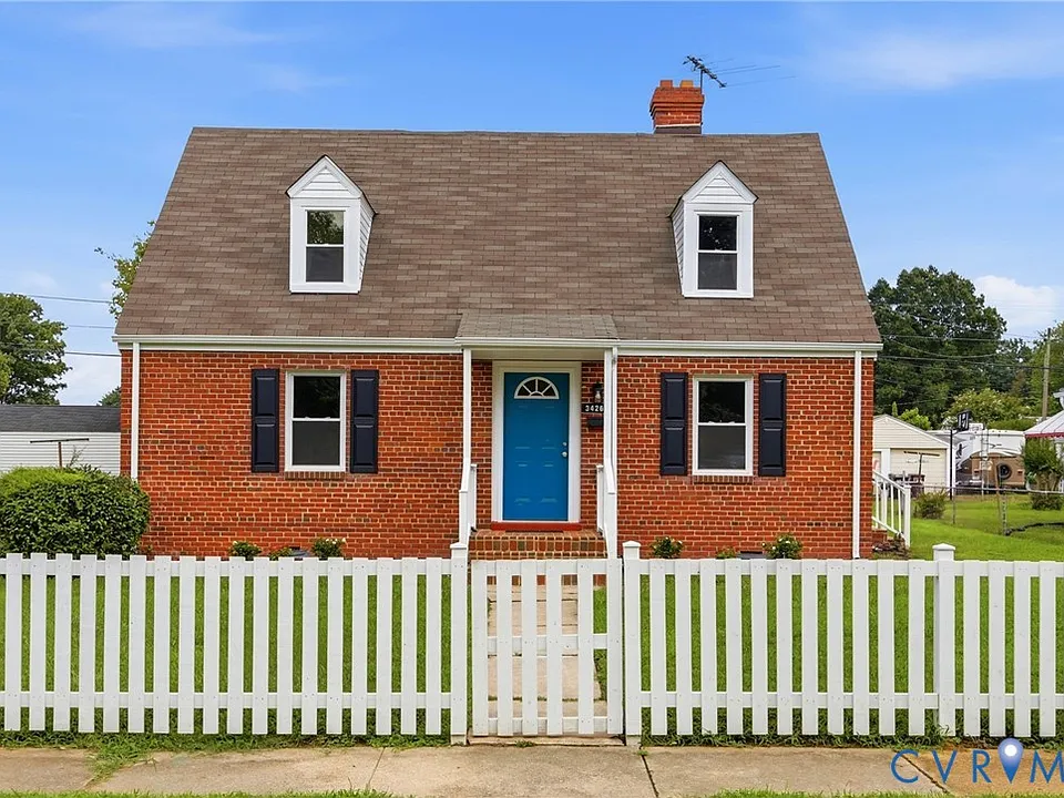 3426 Danbury Rd