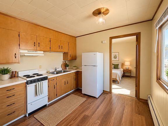 4th image of 620 Center St W #6
